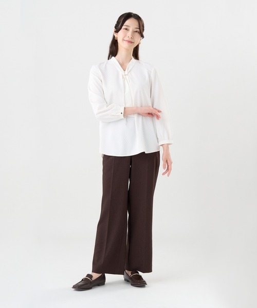 TOKYO SHIRTS（トウキョウシャツ）の「シルキーサテン パーツ付ボウタイ ブラウス（シャツ/ブラウス・レディース・ホワイト/パープル/ベージュ・M/L）」の4枚目の写真