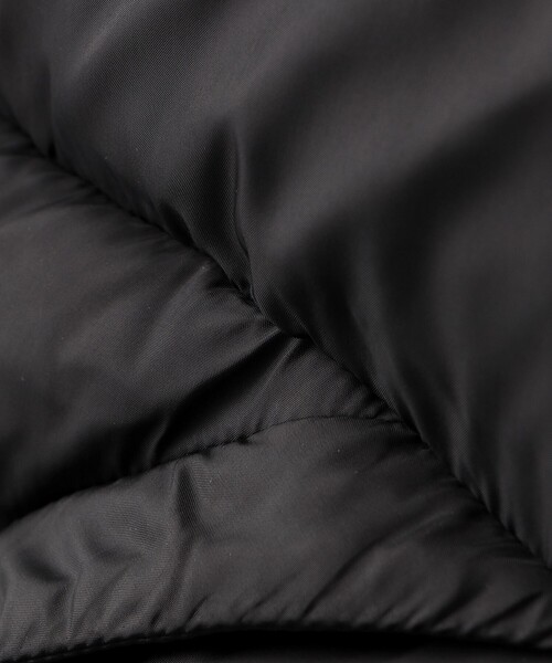 SHIPS（シップス）の「SHIPS KIDS:140～160cm /〈撥水/手洗い可能〉リサイクル ダウン ジャケット（ダウンジャケット/コート・キッズ・ミント/ブラック・140/150/160）」の13枚目の写真