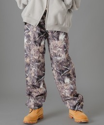 there is nothing（ゼアイズナッシング）の「リアルツリーカモオールオーバーデザインパンツ（その他パンツ）」