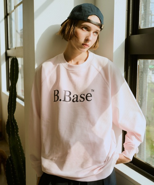 BROKEN BASE（ブロークンベース）の「B.Base Logo Crewneck Sweat / B.Baseロゴクルーネックスウェット（スウェット・メンズ・ヘザーグレー/ブラック/エメラルド/ライトピンク/ホワイト/ネイビー・SMALL/MEDIUM/LARGE）」の6枚目の写真
