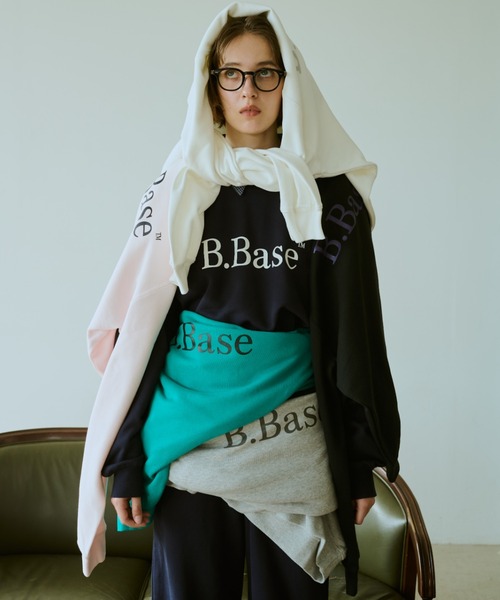 BROKEN BASE（ブロークンベース）の「B.Base Logo Crewneck Sweat / B.Baseロゴクルーネックスウェット（スウェット・メンズ・ヘザーグレー/ブラック/エメラルド/ライトピンク/ホワイト/ネイビー・SMALL/MEDIUM/LARGE）」の8枚目の写真