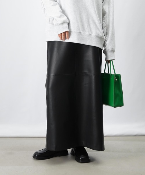 LUCA/LADY LUCK LUCA（ルカ/レディラックルカ）の「LC/LLL フェイク