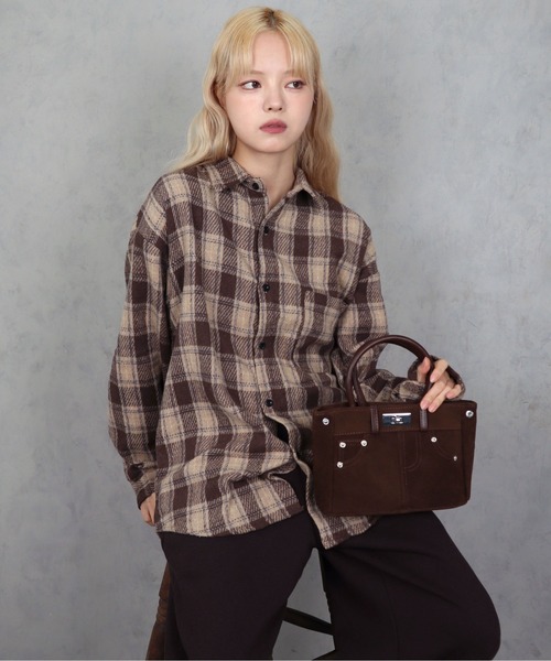 BARELY BLUE（ベアリーブルー）の「【 BARELY BLUE / ベアリーブルー 】 スエード タッチ デニム ディテール 2WAY ミニ ショルダーバッグ（ショルダーバッグ・レディース・ブラック/ブラウン/バーガンディー・FREE）」の11枚目の写真