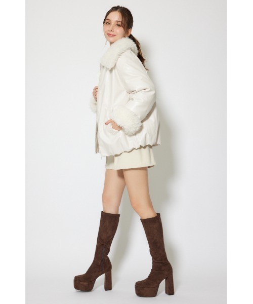 rienda(リエンダ)の「オーバールーズシルエットボンバージャケット 秋服 冬服(ブルゾン・レディース・ホワイト/ライトブラウン・FREE)」の10枚目の写真