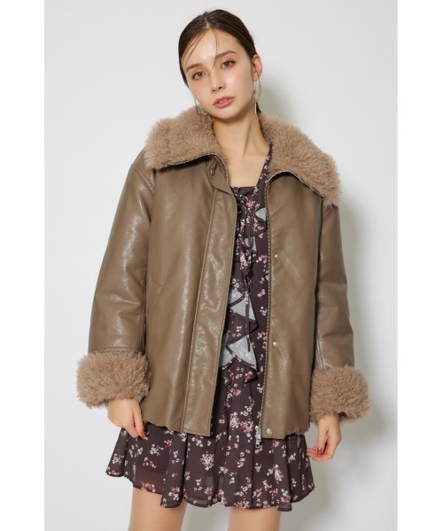 rienda(リエンダ)の「オーバールーズシルエットボンバージャケット 秋服 冬服(ブルゾン・レディース・ホワイト/ライトブラウン・FREE)」の14枚目の写真