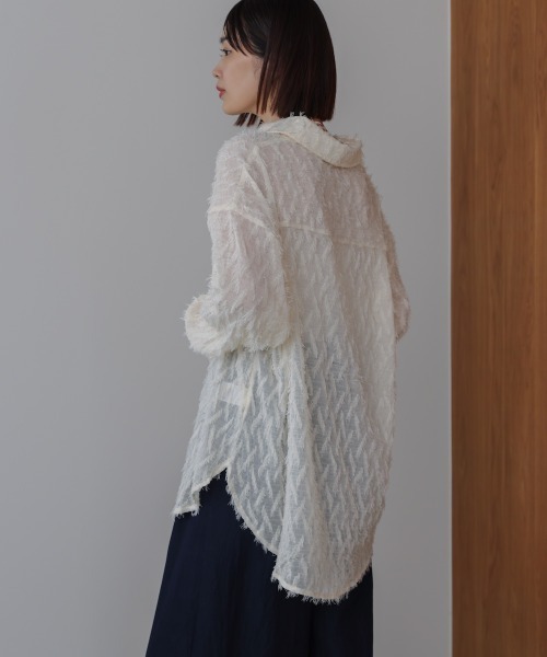 Bou Jeloud（ブージュルード）の「フェザーライクシアーシャツ（シャツ/ブラウス・レディース・オフホワイト/ブラック/ベージュ・FREE）」の9枚目の写真