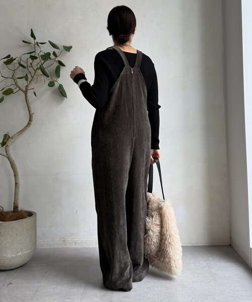 DouDou（ドゥドゥ）の「【WEB限定】前後2WAYヘリンボーンサロペット
