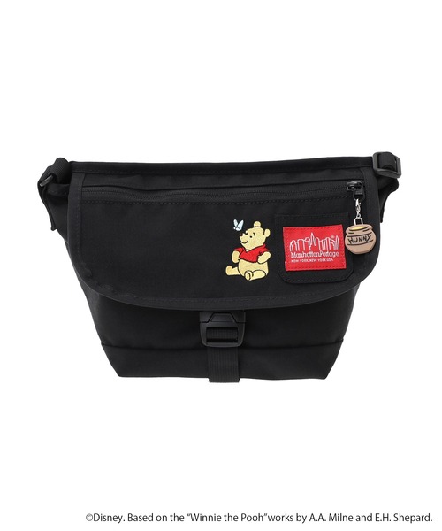 Manhattan Portage（マンハッタンポーテージ）の「NYLON MESSENGER BAG (XXS) FZP 500D CORDURA 25 / POOH（メッセンジャーバッグ・レディース・ブラック・X-SMALL）」の2枚目の写真