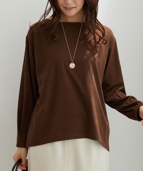 BELLUNA PLUS(ベルーナ)の「ふんわりコーデュロイ素材プルオーバー(Tシャツ/カットソー・レディース・チャコール/アイボリー/ブラウン・MEDIUM/X-LARGE/LARGE)」の3枚目の写真
