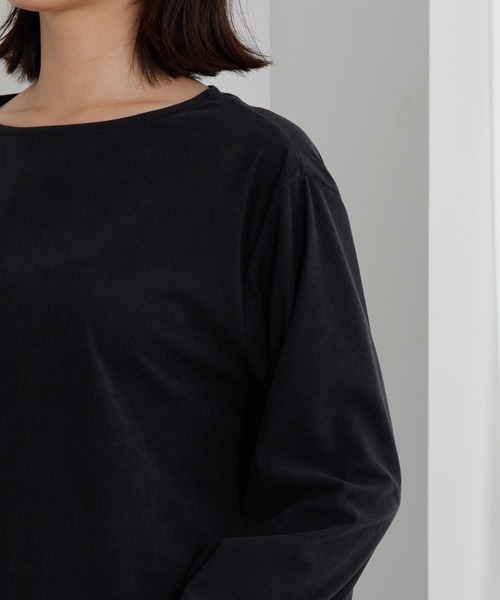 BELLUNA PLUS(ベルーナ)の「ふんわりコーデュロイ素材プルオーバー(Tシャツ/カットソー・レディース・チャコール/アイボリー/ブラウン・MEDIUM/X-LARGE/LARGE)」の21枚目の写真