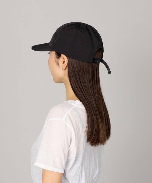 kuros'（クロス）の「【Nine Tailor × kuros’別注品】リモンタナイロン キャップ（メッシュ） 黒 日本製（キャップ・レディース・ブラック・FREE）」の5枚目の写真