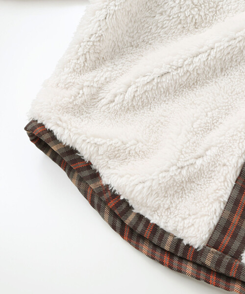 SLAP SLIP（スラップスリップ）の「【リバーシブル】ツンツン恐竜トサカフード付きチェックボアジャケット(80~130cm)（ブルゾン・キッズ・グリーン系その他/ベージュ系その他・110cm/130cm/90cm/80ｃｍ/100cm/120cm）」の6枚目の写真