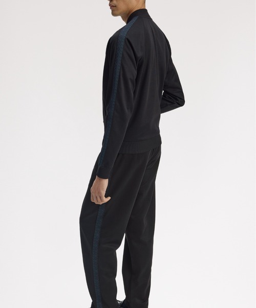 FRED PERRY（フレッドペリー）の「Black Watch Tartan Taped Track