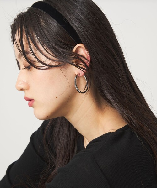 green label relaxing（グリーンレーベルリラクシング）の「【WEB限定】フープ イヤリング（イヤリング・レディース・ゴールド/シルバー・FREE）」の5枚目の写真