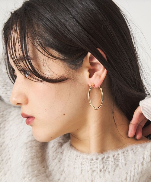 green label relaxing（グリーンレーベルリラクシング）の「【WEB限定】フープ イヤリング（イヤリング・レディース・ゴールド/シルバー・FREE）」の6枚目の写真