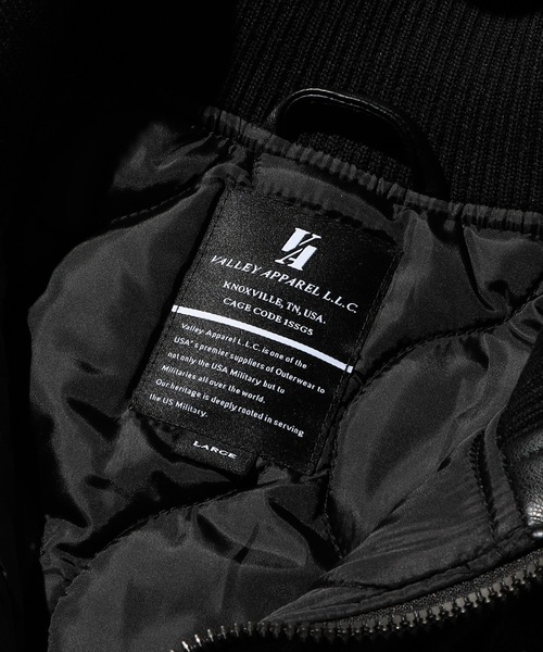 Valley Apparel(バレーアパレル)の「フェイクレザー フーデッドリブジャケット/フライトジャケット(ミリタリージャケット・メンズ・ブラック/ブラウン・MEDIUM/LARGE/X-LARGE/SMALL)」の13枚目の写真