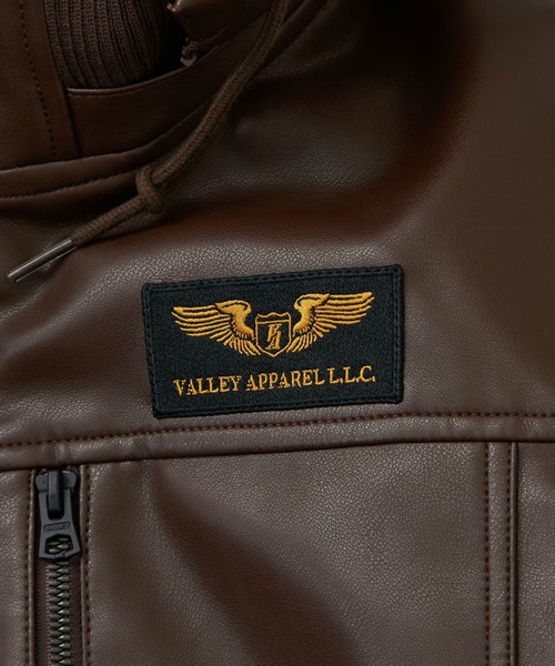 Valley Apparel(バレーアパレル)の「フェイクレザー フーデッドリブジャケット/フライトジャケット(ミリタリージャケット・メンズ・ブラック/ブラウン・MEDIUM/LARGE/X-LARGE/SMALL)」の19枚目の写真