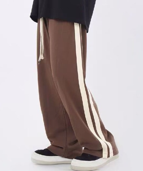 CALIFORNIA OUTFITTERS(カリフォルニア アウトフィッターズ)の「10D50-MZ サイドライントラックパンツ ワイド スウェットパンツ(その他パンツ・メンズ・ブラウン/ブラック・XL/L/M)」の14枚目の写真