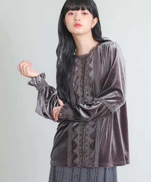 somari imagination（ソマリ イマジネーション）の「『レースベロアブラウス』（シャツ/ブラウス・レディース・チャコール/ブルー・2/1）」の12枚目の写真