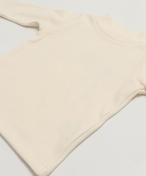 chil2(チルツー)の「裏シャギー 裏起毛 テレコ ハイネックTシャツ(Tシャツ/カットソー・キッズ・グレー/クリーム/ブラック/ブラウン・80cm/90cm/100cm/110cm/120cm/130cm/140cm/150cm)」の13枚目の写真