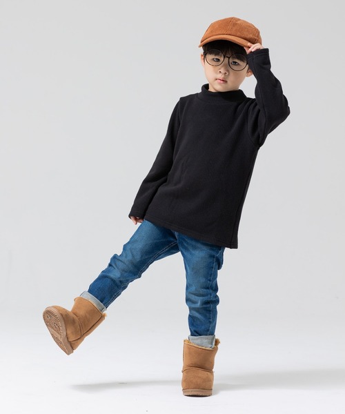 chil2(チルツー)の「裏シャギー 裏起毛 テレコ ハイネックTシャツ(Tシャツ/カットソー・キッズ・グレー/クリーム/ブラック/ブラウン・80cm/90cm/100cm/110cm/120cm/130cm/140cm/150cm)」の17枚目の写真