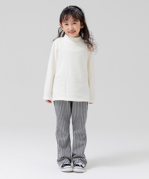 chil2(チルツー)の「裏シャギー 裏起毛 テレコ ハイネックTシャツ(Tシャツ/カットソー・キッズ・グレー/クリーム/ブラック/ブラウン・80cm/90cm/100cm/110cm/120cm/130cm/140cm/150cm)」の19枚目の写真