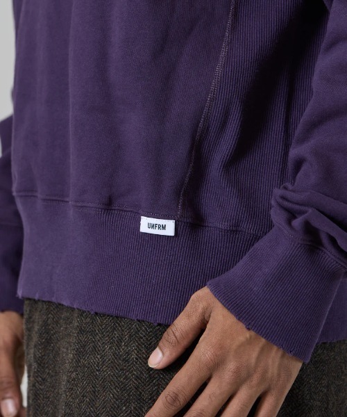 UNFRM OUTDOOR STANDARD(ユニフォームアウトドアスタンダード)の「【UNFRM OUTDOOR STANDARD:ユニフォームアウトドアスタンダード】HEAVY WEIGHT BOX CUT DAMAGE CREWNECK/ヘビーウェイトクルーネックスウェットトレーナー(スウェット・メンズ・パープル・MEDIUM/SMALL)」の6枚目の写真