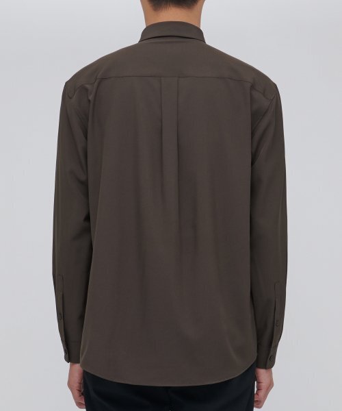 MUSINSA STANDARD（ムシンサスタンダード）の「リラックスフィットシルキーシャツ [ダークブラウン]（シャツ/ブラウス・メンズ・その他・SMALL/MEDIUM/LARGE/X-LARGE/XX-LARGE）」の3枚目の写真