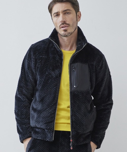 g-stage（ジーステージ）の「ムートン調ソフトフリースハイネックジップブルゾン（ブルゾン・メンズ・ライトグレー/ブラック・46/48/50）」の9枚目の写真