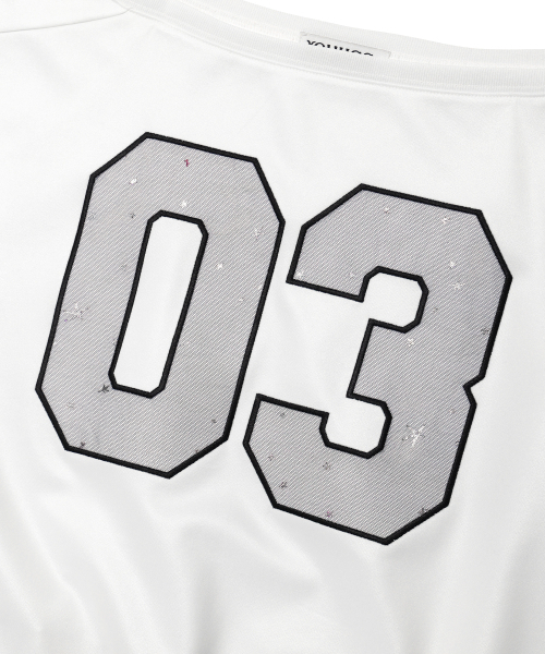 YOUHEE(ユヒ)の「OFFSHOULDER JERSEY SWEATSHIRTS WHITE(Tシャツ/カットソー・レディース・その他・FREE)」の4枚目の写真