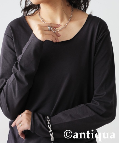 antiqua(アンティカ)の「ヒートロングTシャツ(Tシャツ/カットソー・レディース・ホワイト/ホワイト系その他/ブルー系その他/ダークグレー/ブラック系その他/ブラック/グレー系その他/ブルー系その他2・P/R)」の6枚目の写真