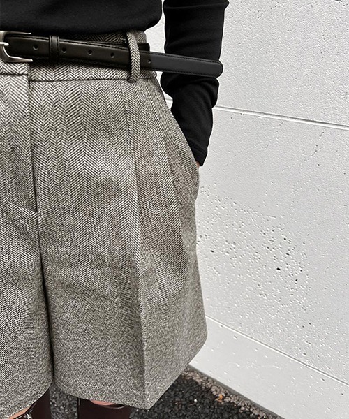 gossip!ロサンゼルス(ゴシップロサンゼルス)の「YUGA ハイウエストショートパンツ(その他パンツ・レディース・ブラック/グレー・M/L)」の5枚目の写真