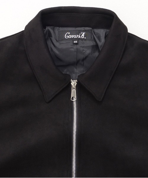 CavariA(キャバリア)の「『CavariA/キャバリア』フェイクスウェードジップジャケット(ブルゾン・メンズ・ブラック/ベージュ・M/L)」の11枚目の写真