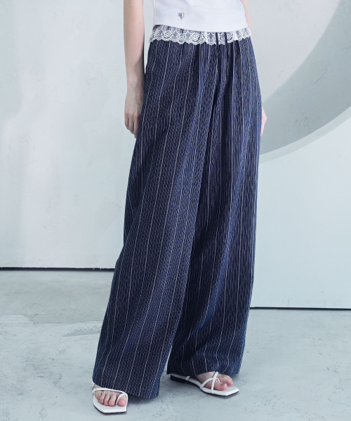 Vivacious（ビバシャス）の「Boheme Striped Pants BLACK（スウェットパンツ・レディース・ブラック・SMALL/MEDIUM）」の2枚目の写真