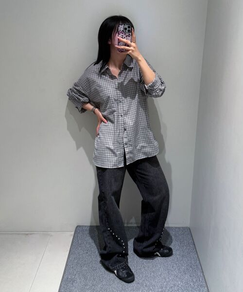 INSILENCE WOMEN(インサイレンスウーマン)の「カービングスタッドデニム ブラック(デニムパンツ・レディース・その他・X-SMALL/SMALL/MEDIUM/LARGE)」の11枚目の写真