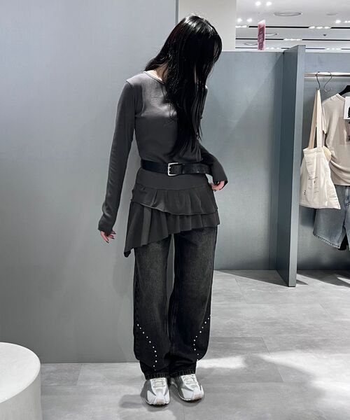 INSILENCE WOMEN(インサイレンスウーマン)の「カービングスタッドデニム ブラック(デニムパンツ・レディース・その他・X-SMALL/SMALL/MEDIUM/LARGE)」の18枚目の写真