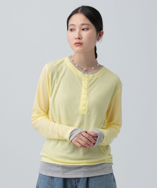 LEPSIM（レプシィム）の「レイヤードヘンリーネックLS　626985（Tシャツ/カットソー・レディース・ブラック/グレー/オフホワイト/ライトイエロー/ライトグレー・FREE）」の5枚目の写真