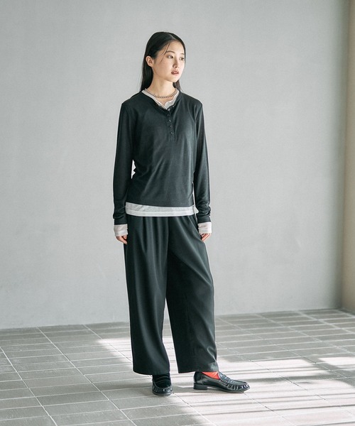 LEPSIM（レプシィム）の「レイヤードヘンリーネックLS　626985（Tシャツ/カットソー・レディース・ブラック/グレー/オフホワイト/ライトイエロー/ライトグレー・FREE）」の15枚目の写真