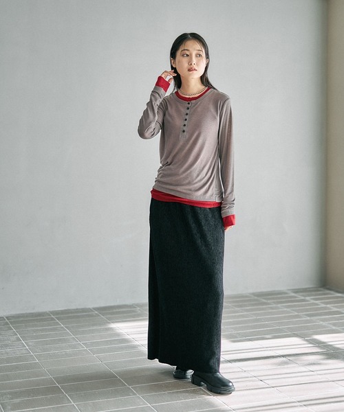 LEPSIM（レプシィム）の「レイヤードヘンリーネックLS　626985（Tシャツ/カットソー・レディース・ブラック/グレー/オフホワイト/ライトイエロー/ライトグレー・FREE）」の7枚目の写真