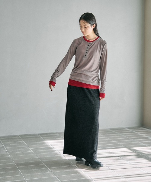 LEPSIM（レプシィム）の「レイヤードヘンリーネックLS　626985（Tシャツ/カットソー・レディース・ブラック/グレー/オフホワイト/ライトイエロー/ライトグレー・FREE）」の6枚目の写真