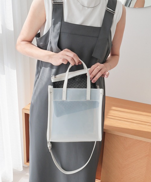 T・S・L（ティーエスエル）の「メッシュポーチ付き2wayクリアトートバッグ（トートバッグ・レディース・ブラック/ホワイト/ブラウン・FREE）」の7枚目の写真