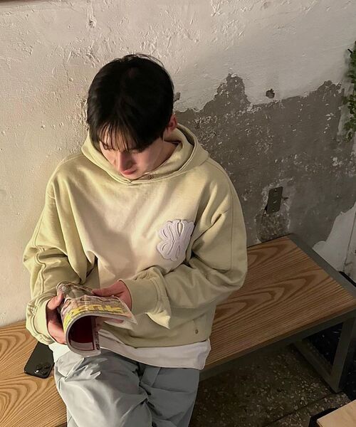 UNGIMMICK(アンジミック)の「WASHED HOODIE (PISTACHIO)(パーカー・メンズ・その他・MEDIUM/LARGE)」の4枚目の写真