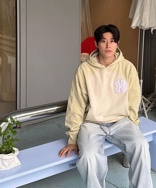 UNGIMMICK(アンジミック)の「WASHED HOODIE (PISTACHIO)(パーカー・メンズ・その他・MEDIUM/LARGE)」の6枚目の写真