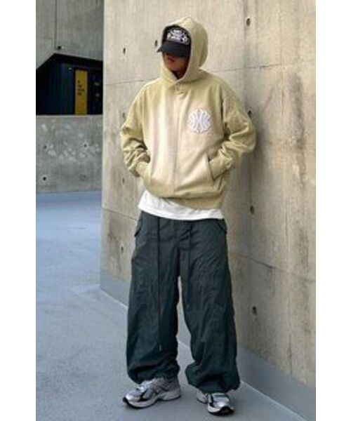 UNGIMMICK(アンジミック)の「WASHED HOODIE (PISTACHIO)(パーカー・メンズ・その他・MEDIUM/LARGE)」の7枚目の写真