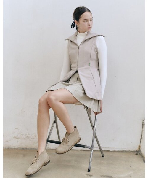 BERMUDAGRASS(バミューダグラス)の「ビッグカラー ベルトベスト_BEIGE(ベスト・レディース・その他・SMALL/MEDIUM)」の4枚目の写真