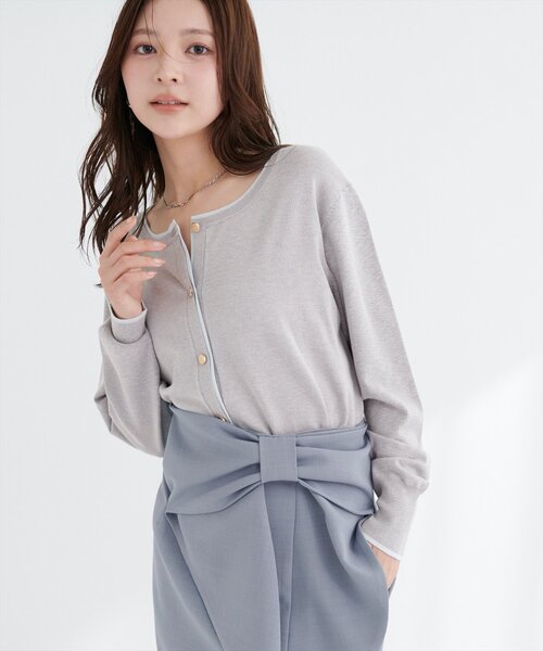 natural couture(ナチュラルクチュール)の「配色金ボタンニットカーディガン(カーディガン/ボレロ・レディース・オフホワイト/チャコールグレー/ベージュ/ネイビー/ライトグレー・FREE)」の22枚目の写真
