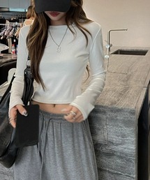 クロップドロングスリーブTシャツ