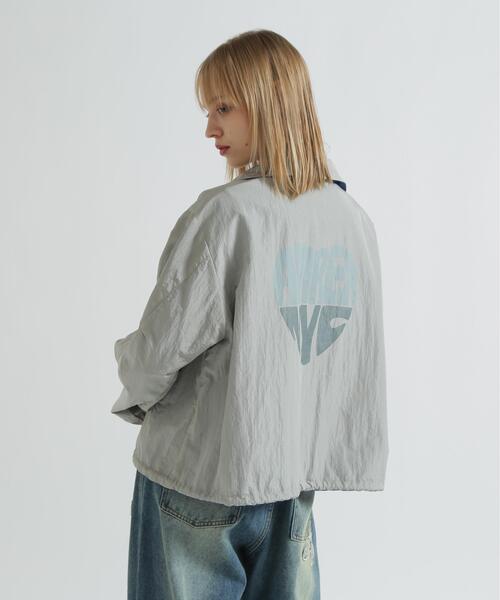 AVIREX(アヴィレックス)の「NYLON REVERSIBLE JACKET(ナイロンジャケット・レディース・ブラック/ブルー・F)」の15枚目の写真