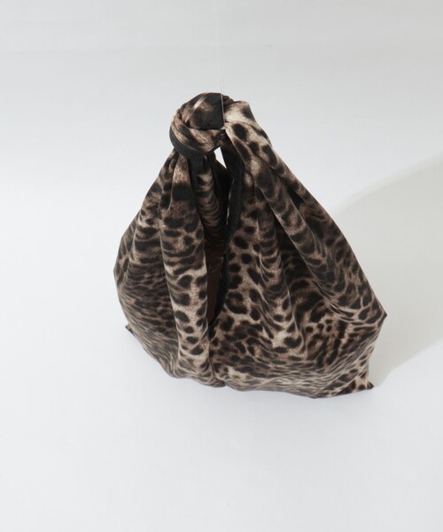 grace grace （グラスグラス）の「【grace grace/グラスグラス】レオパードトリアンゴロバッグ（エコバッグ/サブバッグ・レディース・レオパード・FREE）」の6枚目の写真