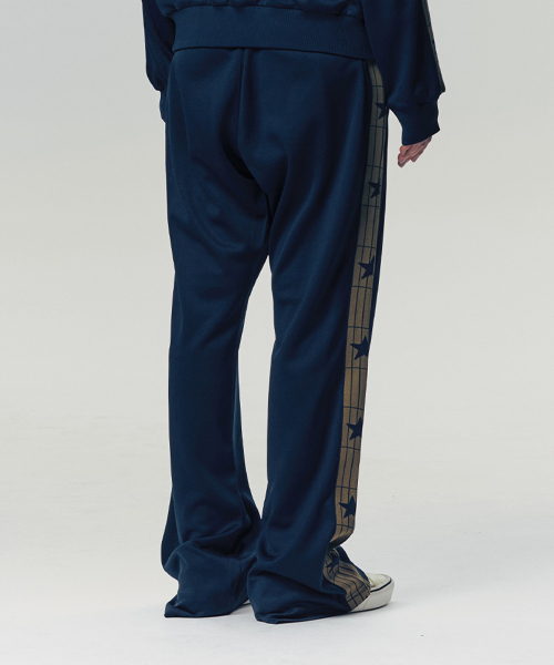 ISTKUNST（イストクンスト）の「IK TRACK JERSEY PANTS_NAVY(IK2FSMPA10A)（スウェットパンツ・レディース・ネイビー・S/M/L）」の11枚目の写真